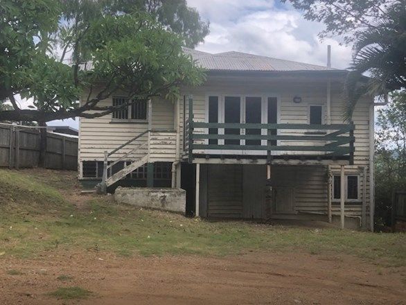 4 bedrooms House in 2 Lorimer Tce KELVIN GROVE QLD, 4059