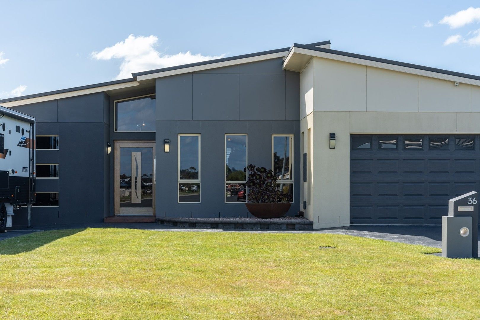 4 bedrooms House in 36 Katelyn Drive WYNYARD TAS, 7325
