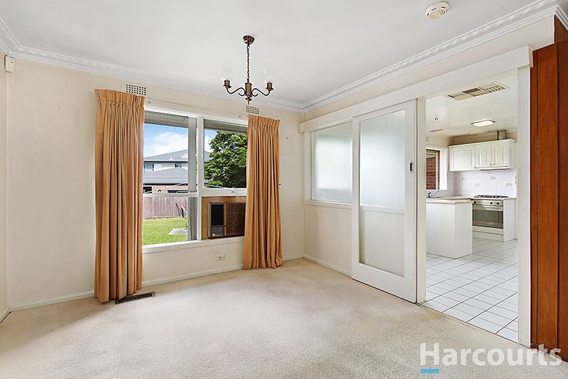 12 Willow Avenue, Glen Waverley VIC 3150, Image 2