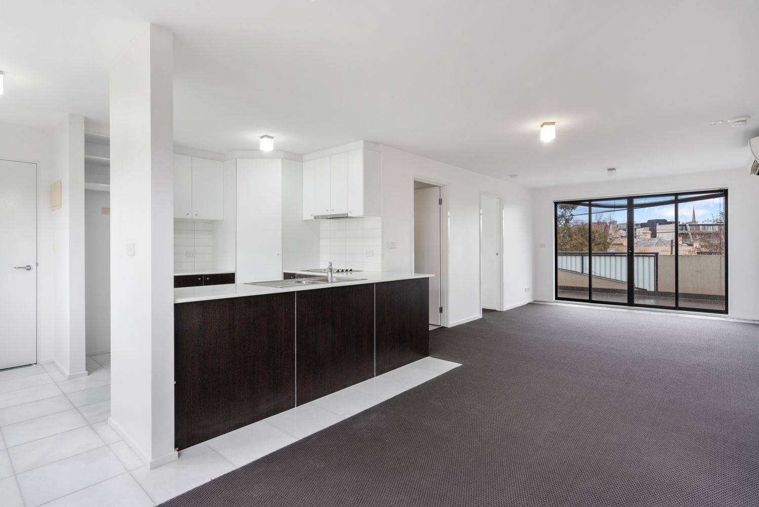 2 bedrooms Apartment / Unit / Flat in 6/1 Villiers Street NORTH MELBOURNE VIC, 3051