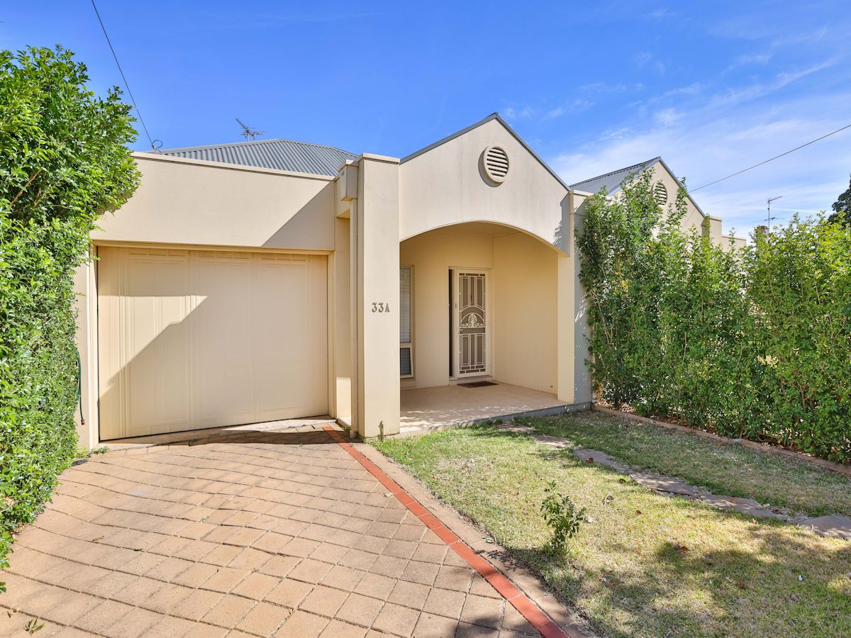 3 bedrooms House in 33A Cherry Avenue MILDURA VIC, 3500