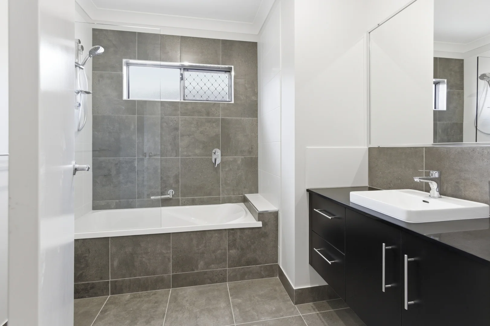 Additional image 12 of 33B Keppel Avenue, Norman Gardens QLD 4701