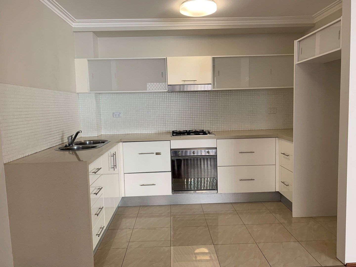 2 bedrooms Apartment / Unit / Flat in 23/1-35 Pine Street CHIPPENDALE NSW, 2008