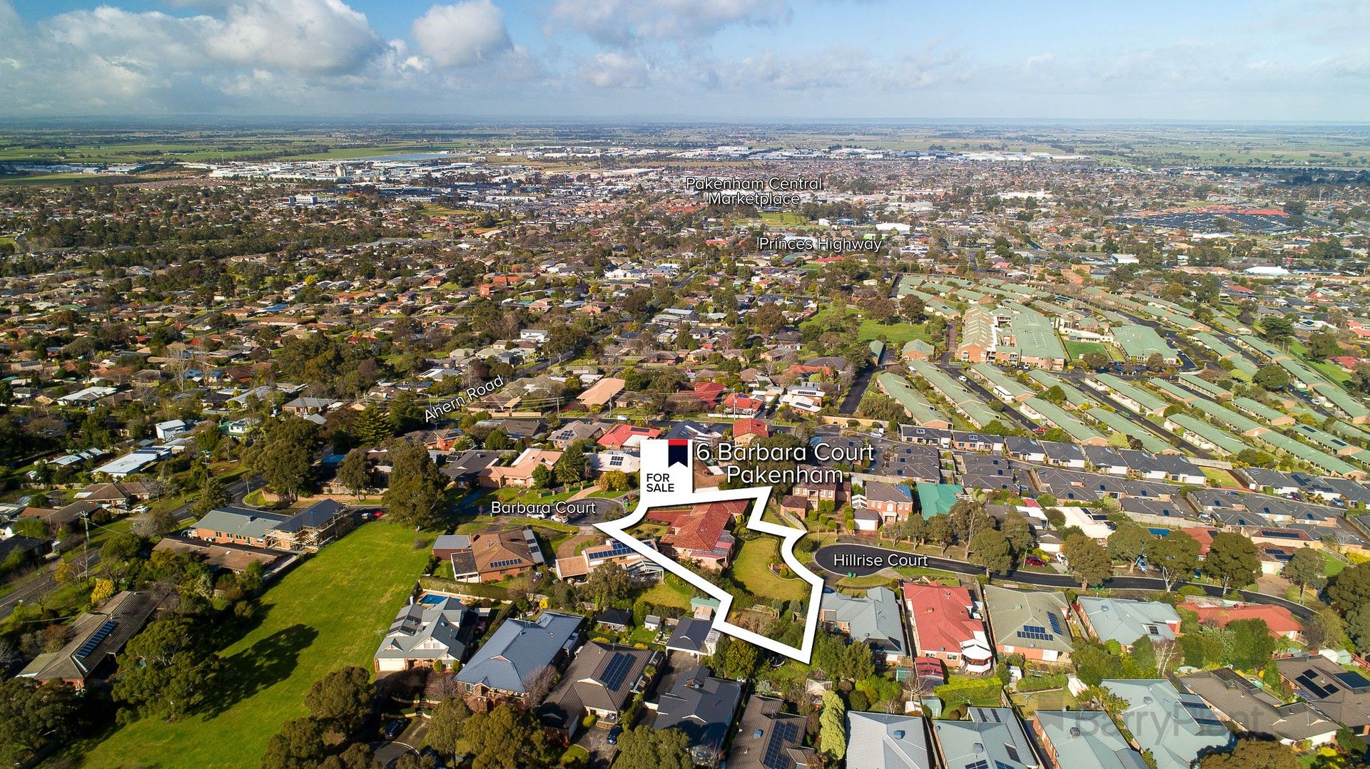 4 bedrooms House in 6 Barbara Court PAKENHAM VIC, 3810