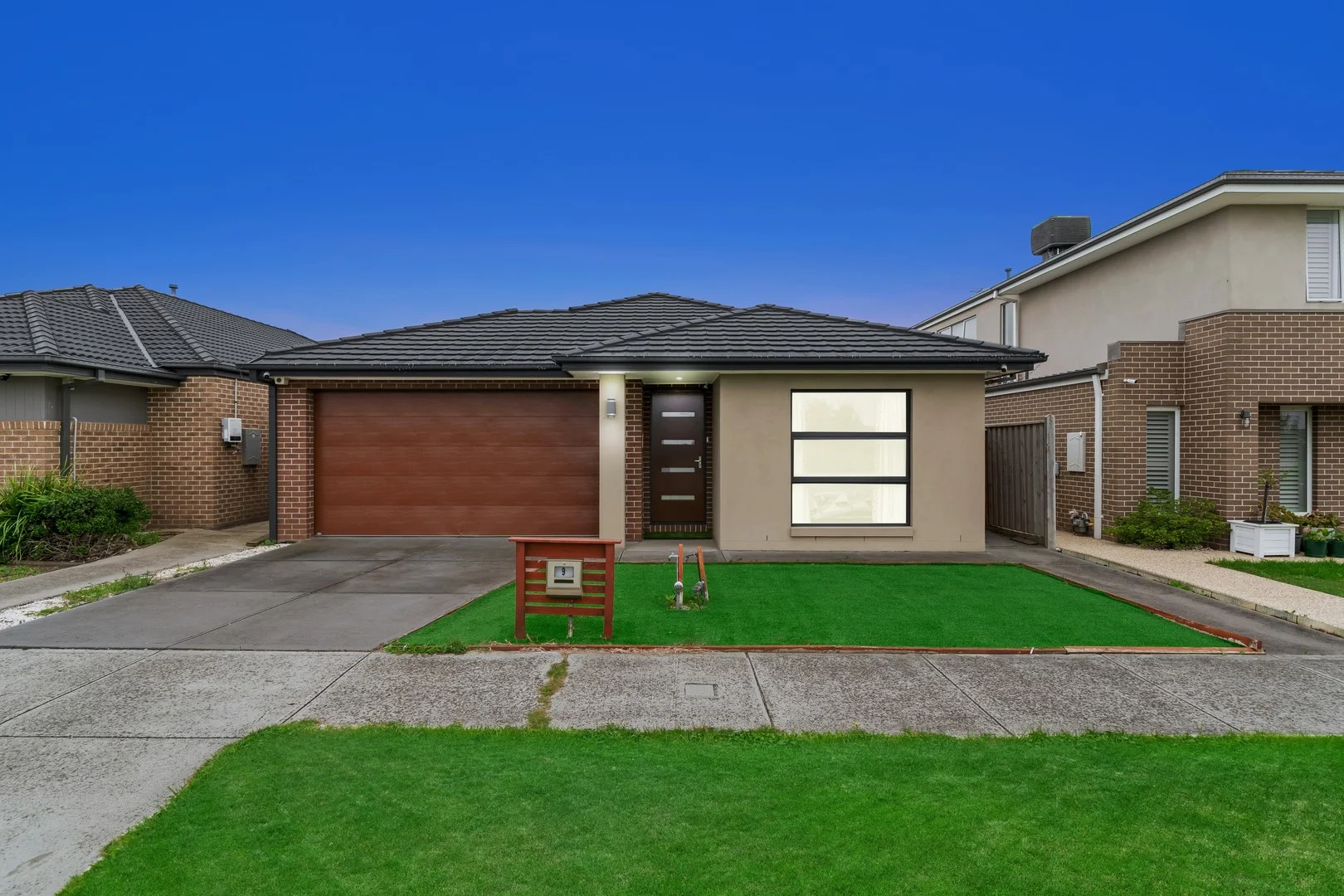 9 GRABKE STREET, Clyde North VIC 3978