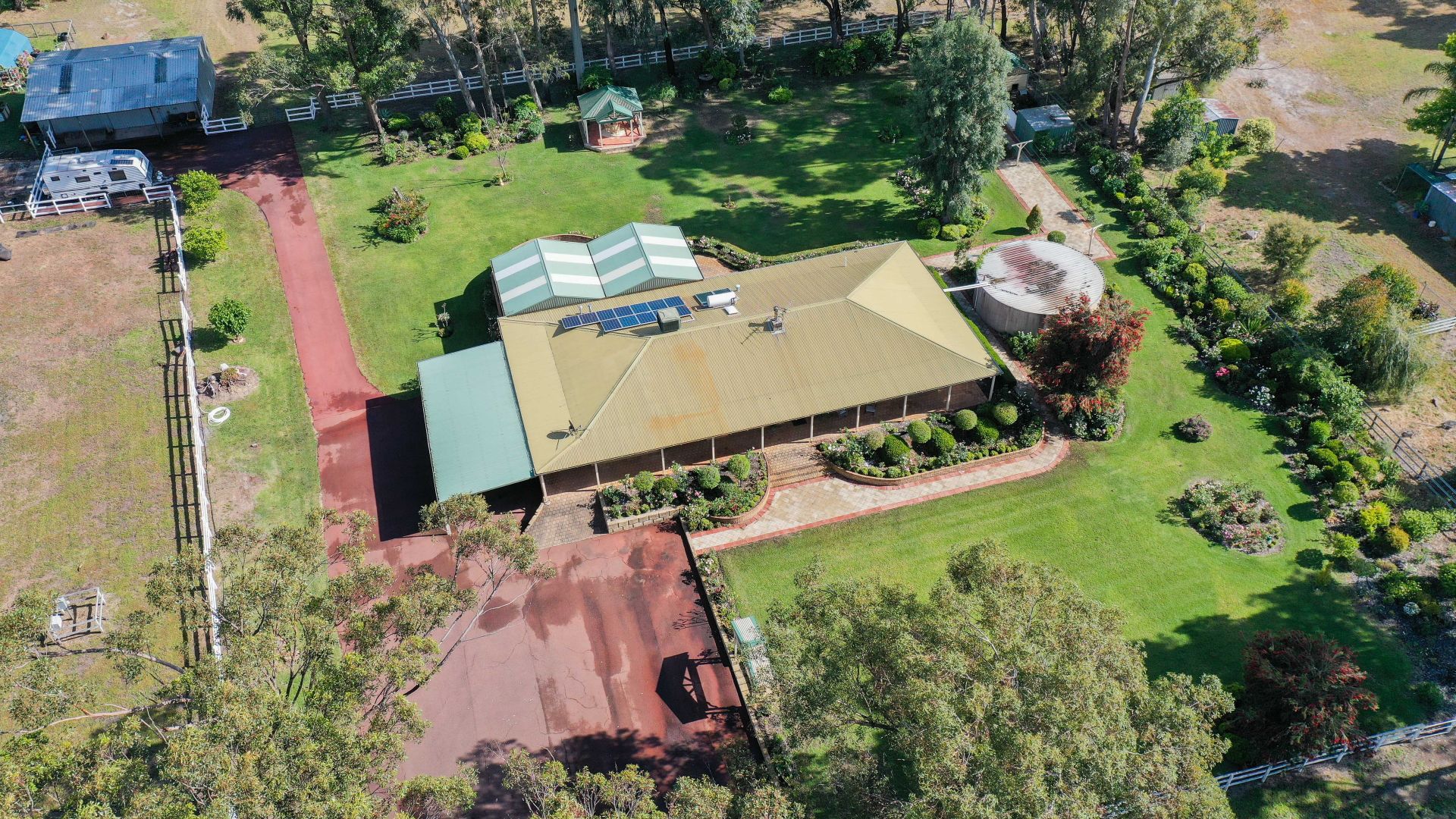 74 Karbro Drive, Cardup WA 6122, Image 2