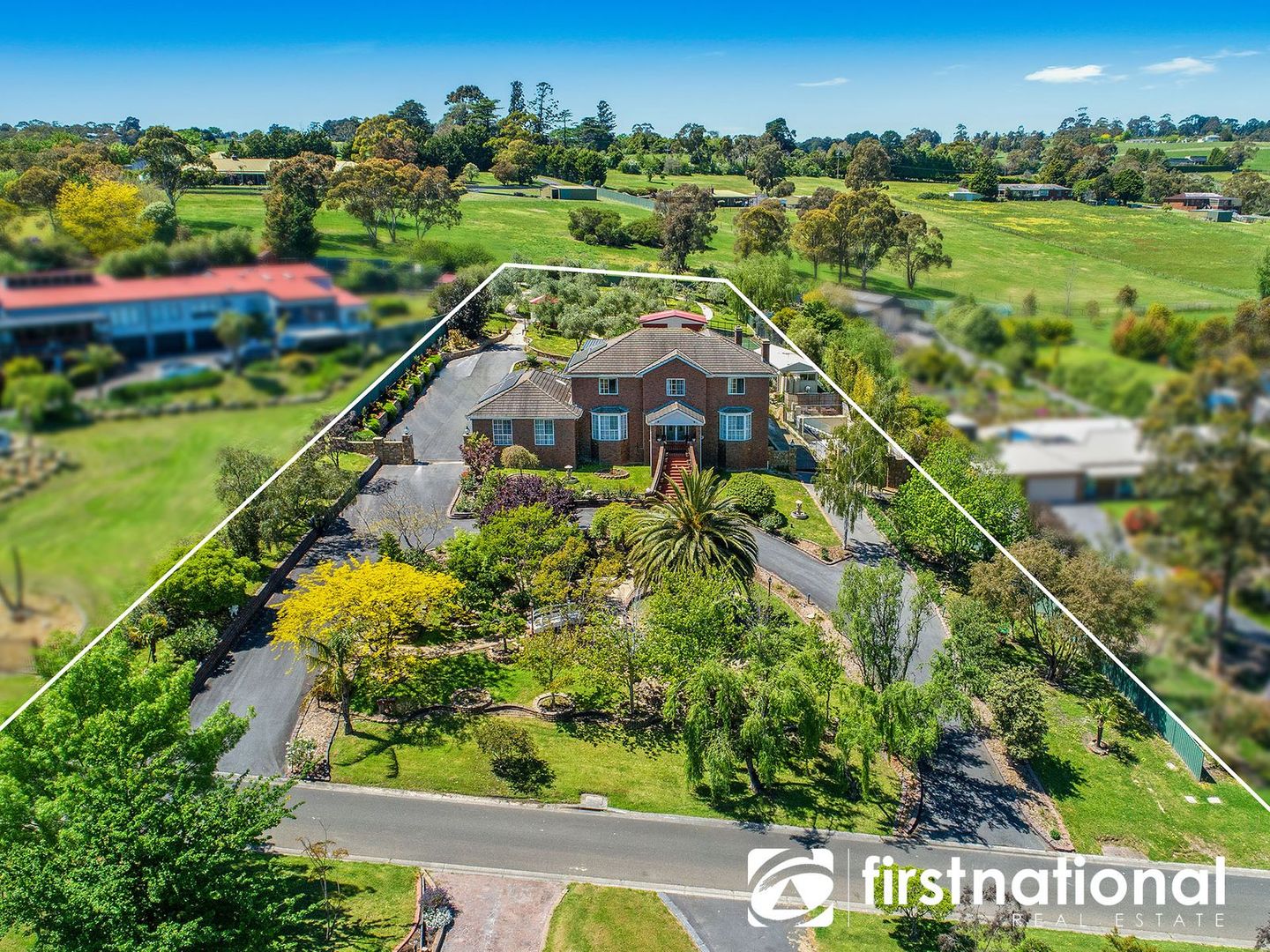 10 Aranmore Crescent, Narre Warren North VIC 3804 House for Sale