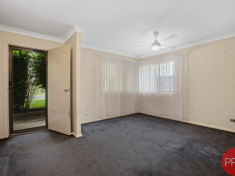 2/56 Clayton Crescent, Rutherford NSW 2320, Image 1