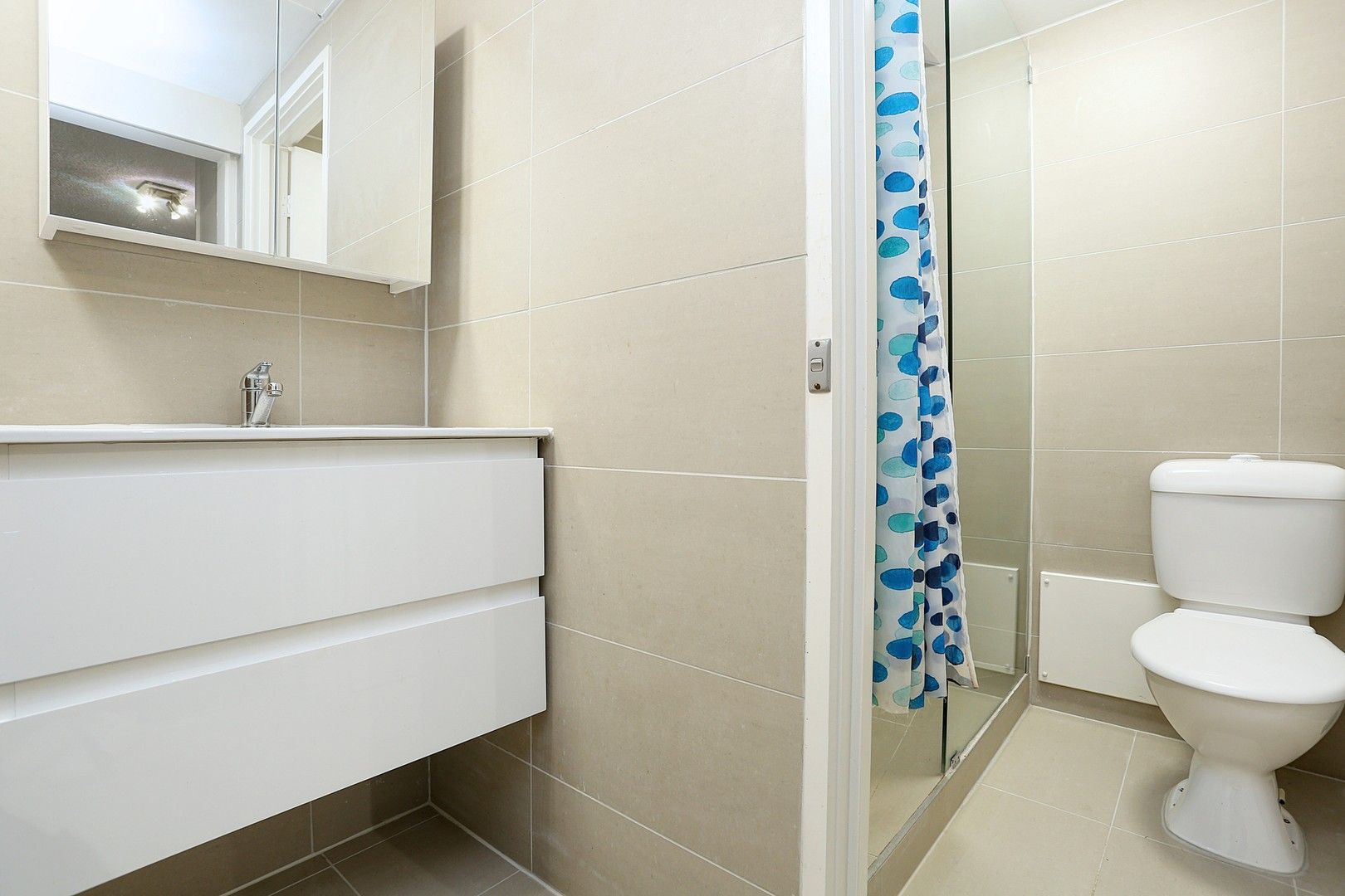 1 bedrooms Apartment / Unit / Flat in 208/51-67 Rathdowne Street CARLTON VIC, 3053