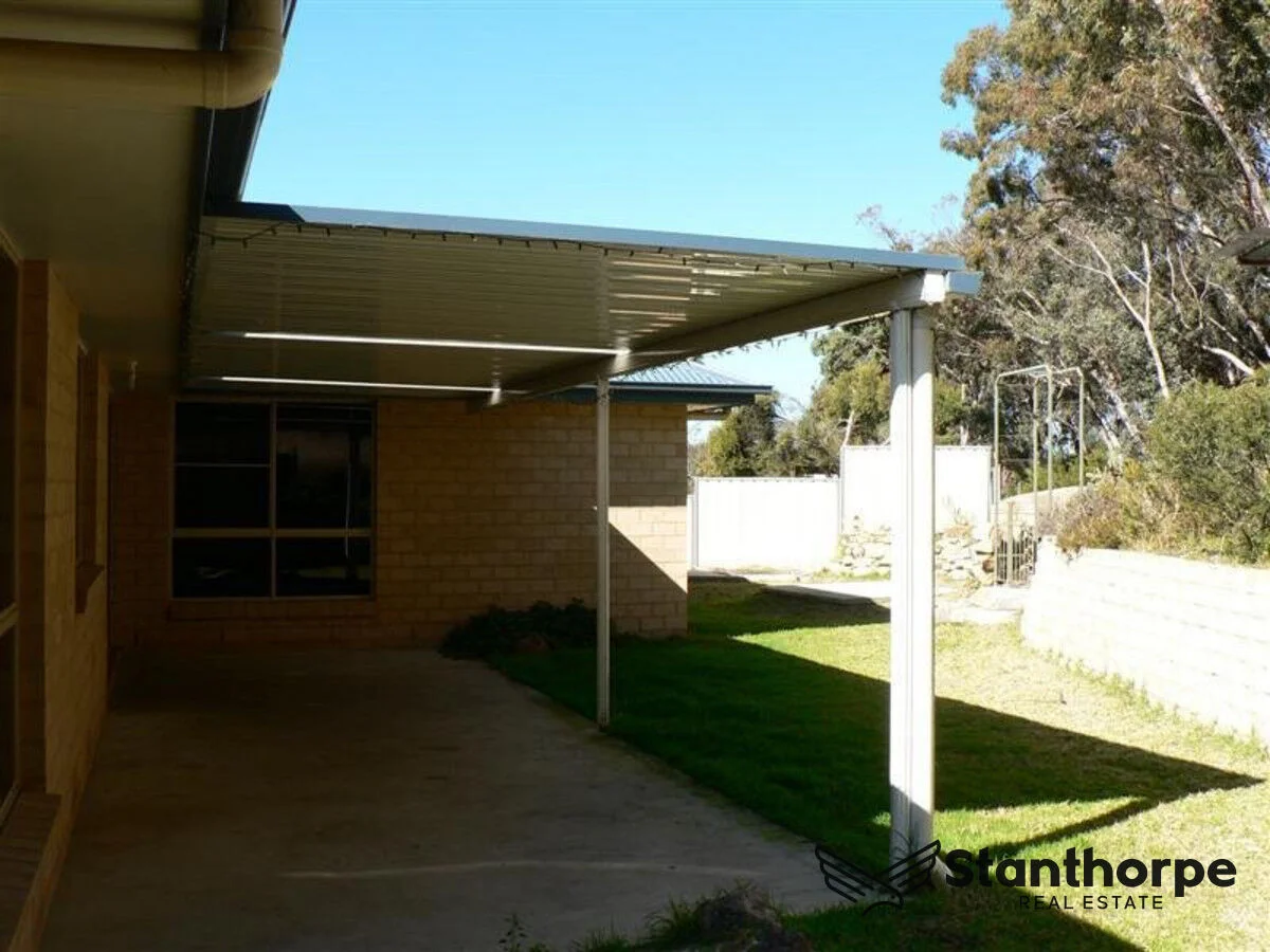 Additional image 28 of 10 Wright Court, Stanthorpe QLD 4380