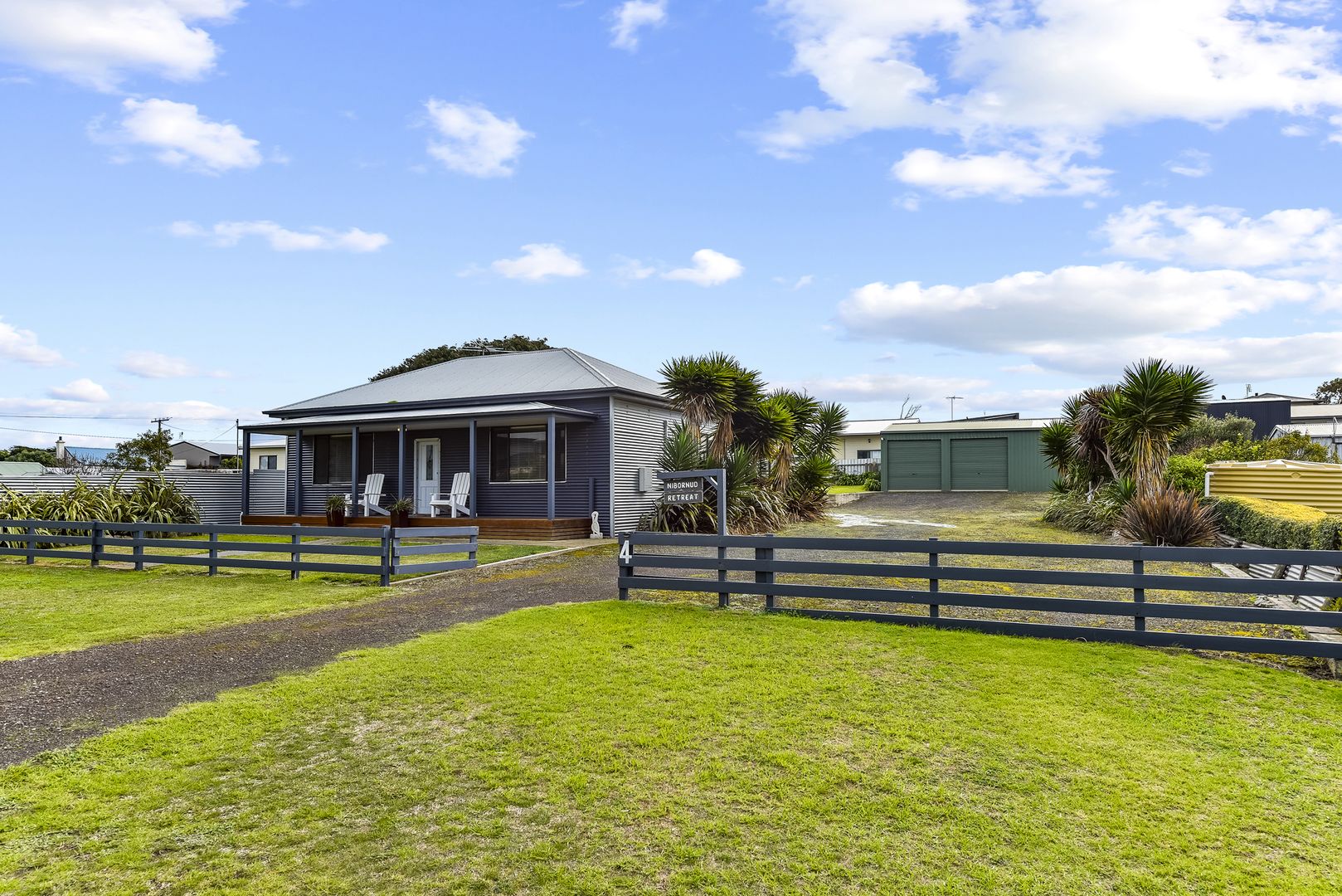 4 McCourt Street, Beachport SA 5280, Image 2