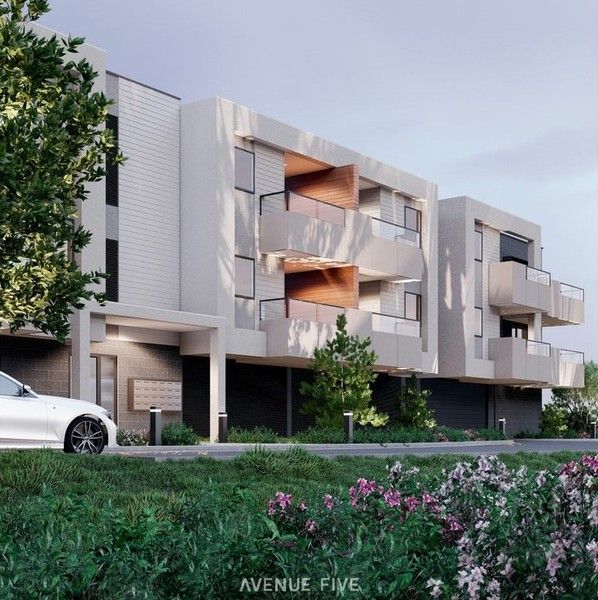 2 bedrooms Apartment / Unit / Flat in 104/104 Colac Road HIGHTON VIC, 3216