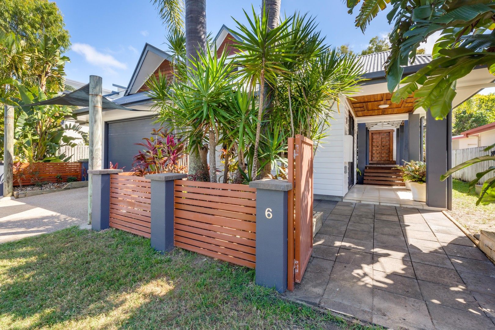 6 Whitesan Blue Terrace, Blacks Beach QLD 4740, Image 0