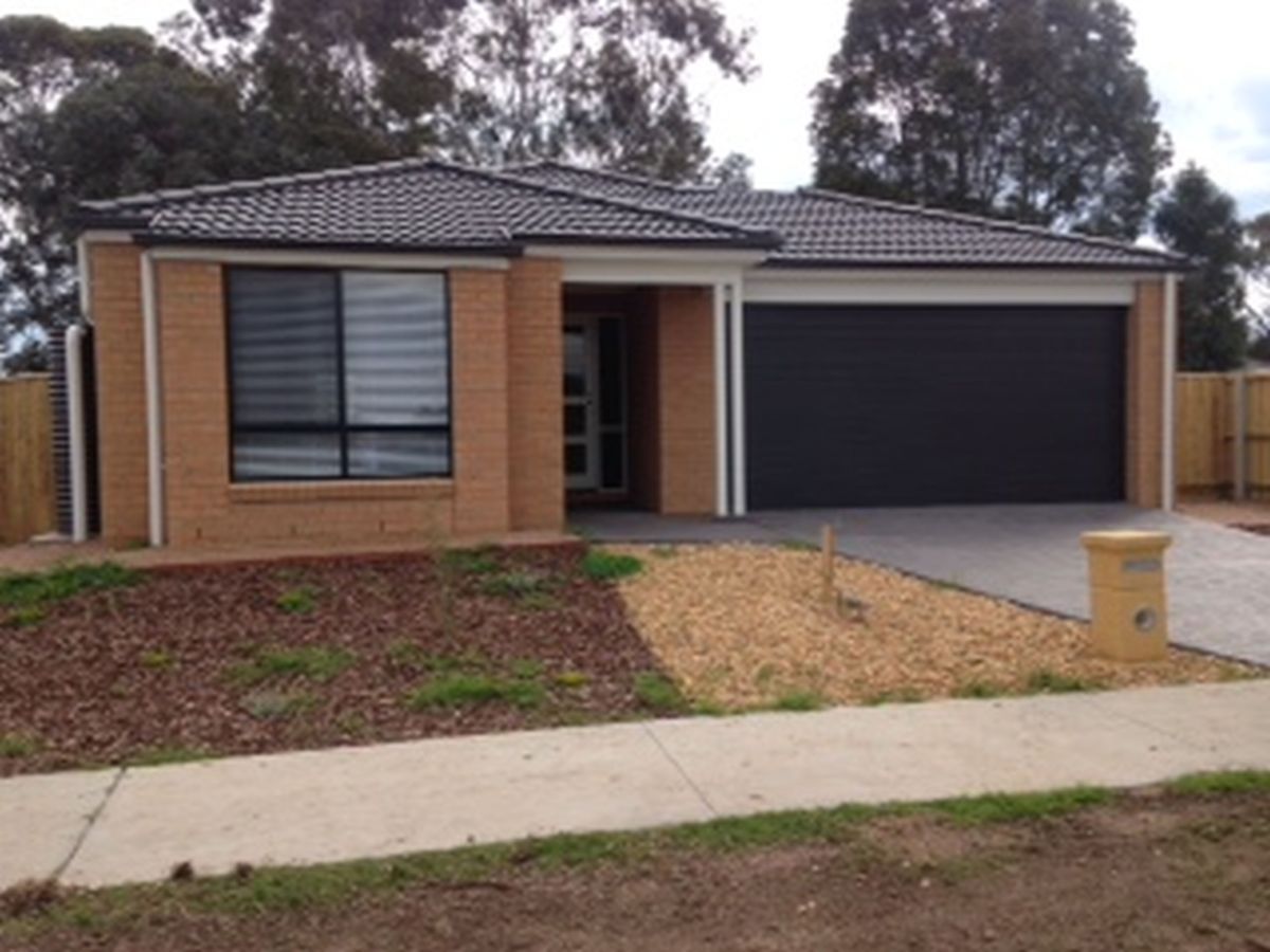 18 Eastcoast Court, Bairnsdale VIC 3875, Image 0