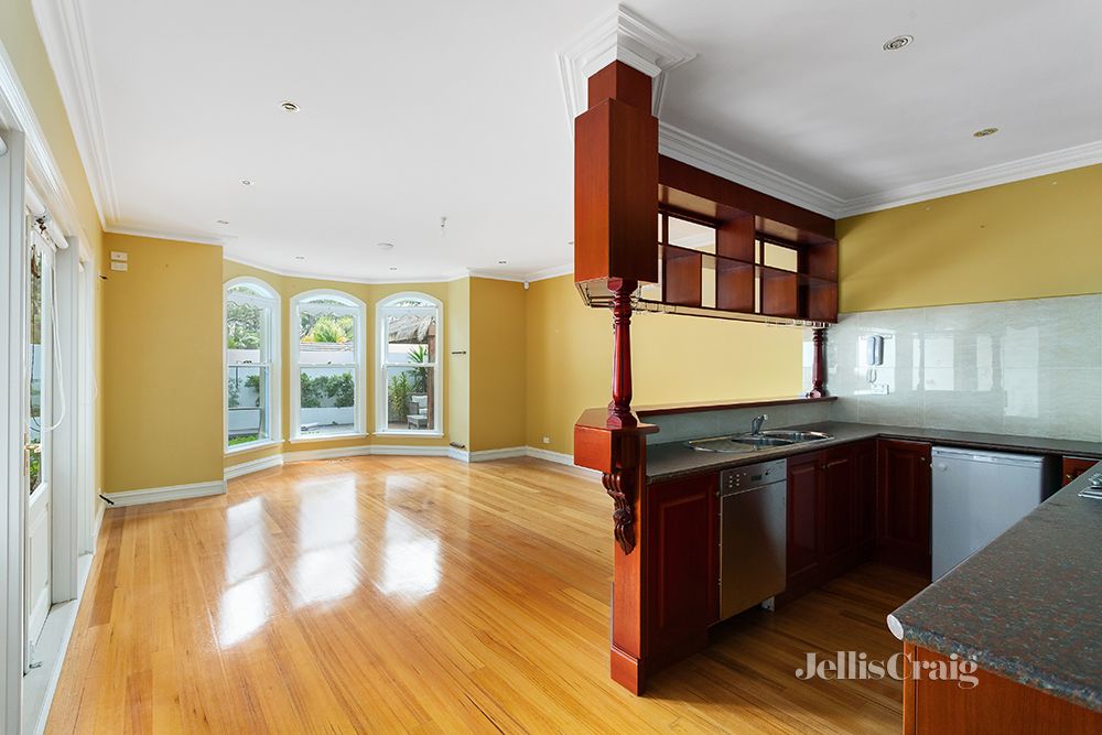 76 Kalbar Road, Eltham VIC 3095 House For Rent 1,400 Domain