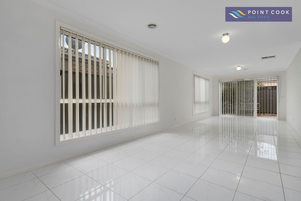9 Majestic Way, Point Cook VIC 3030, Image 2