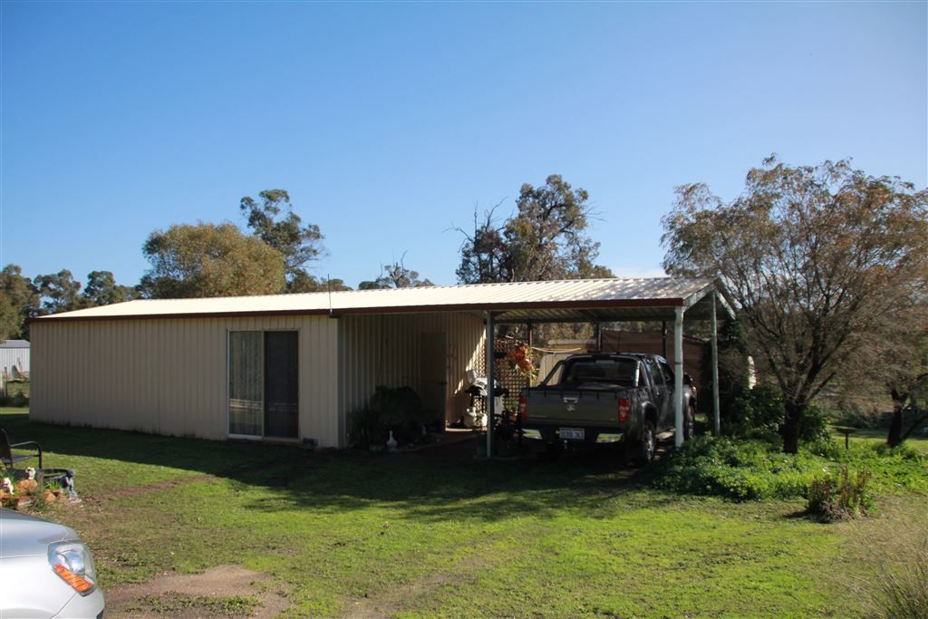 15 Gregory Street, Dinninup WA 6244, Image 2