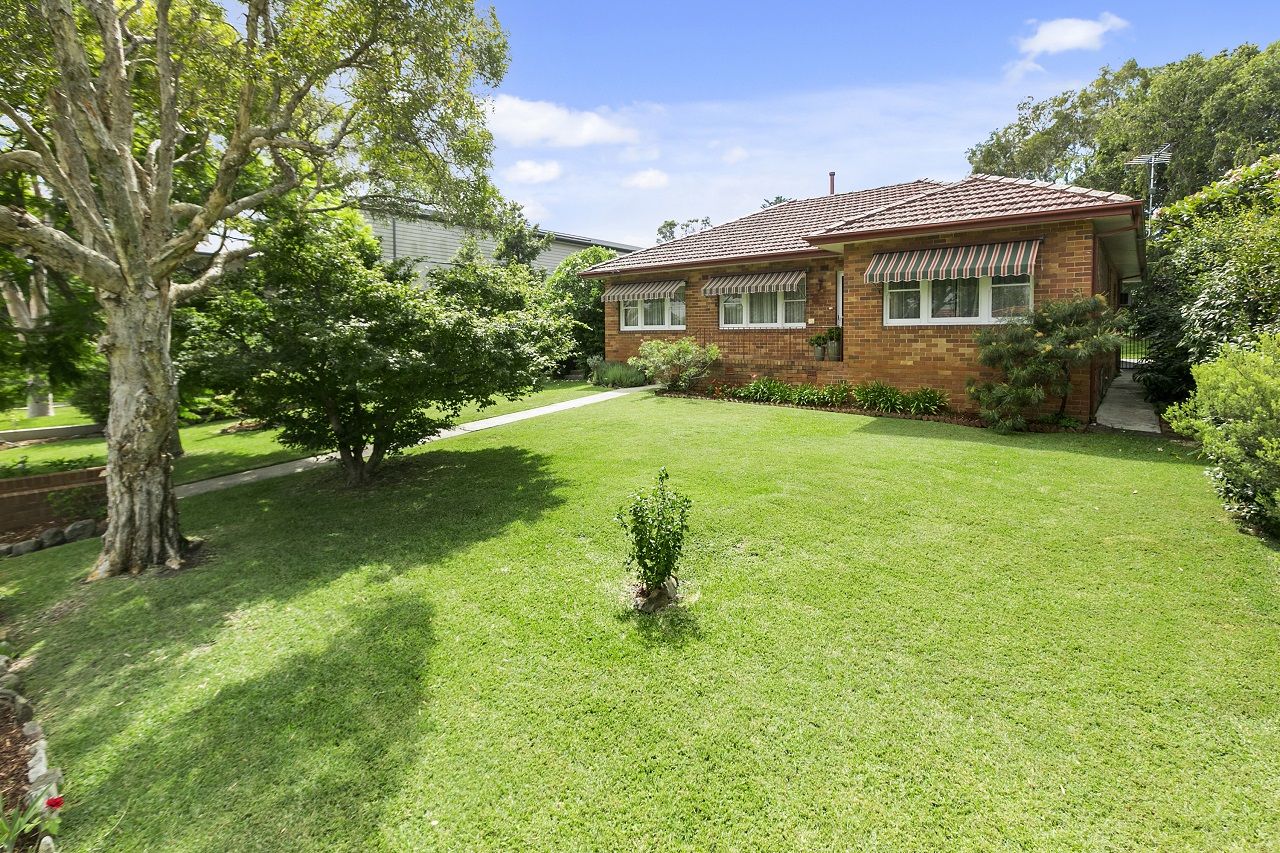 8 Salisbury Square, Seaforth NSW 2092, Image 1