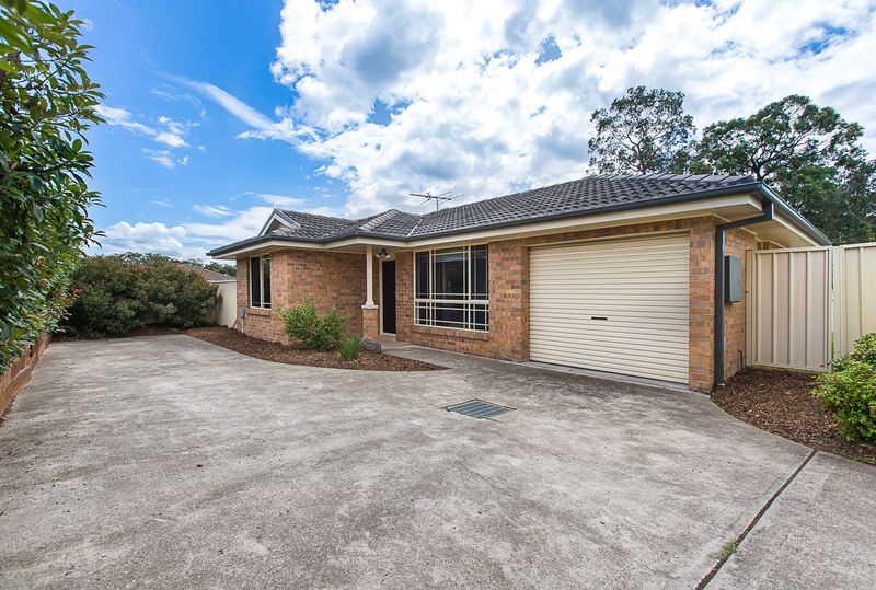 3 bedrooms Villa in Villa 2/67 Melaleuca Drive METFORD NSW, 2323