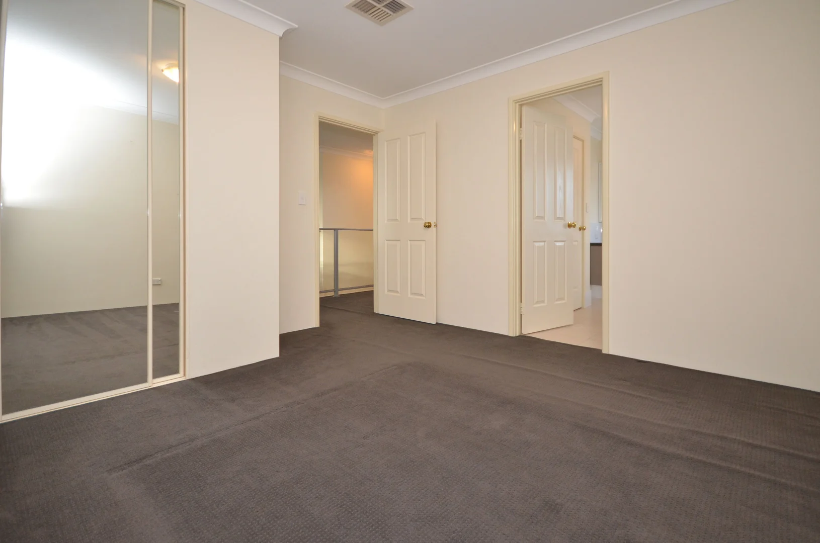 Additional image 20 of 3/386 Belgravia Street, Cloverdale WA 6105