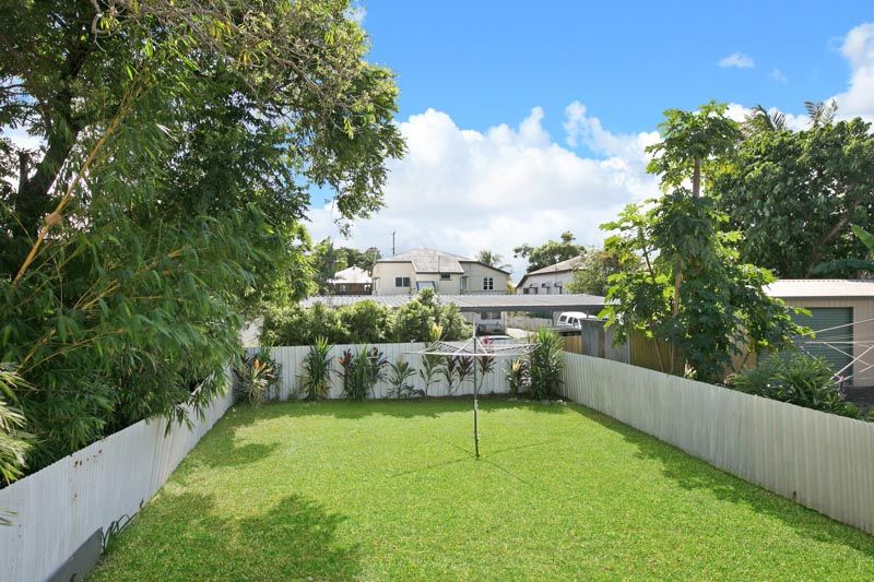 26 Loeven Street Parramatta Park Qld 4870 House For