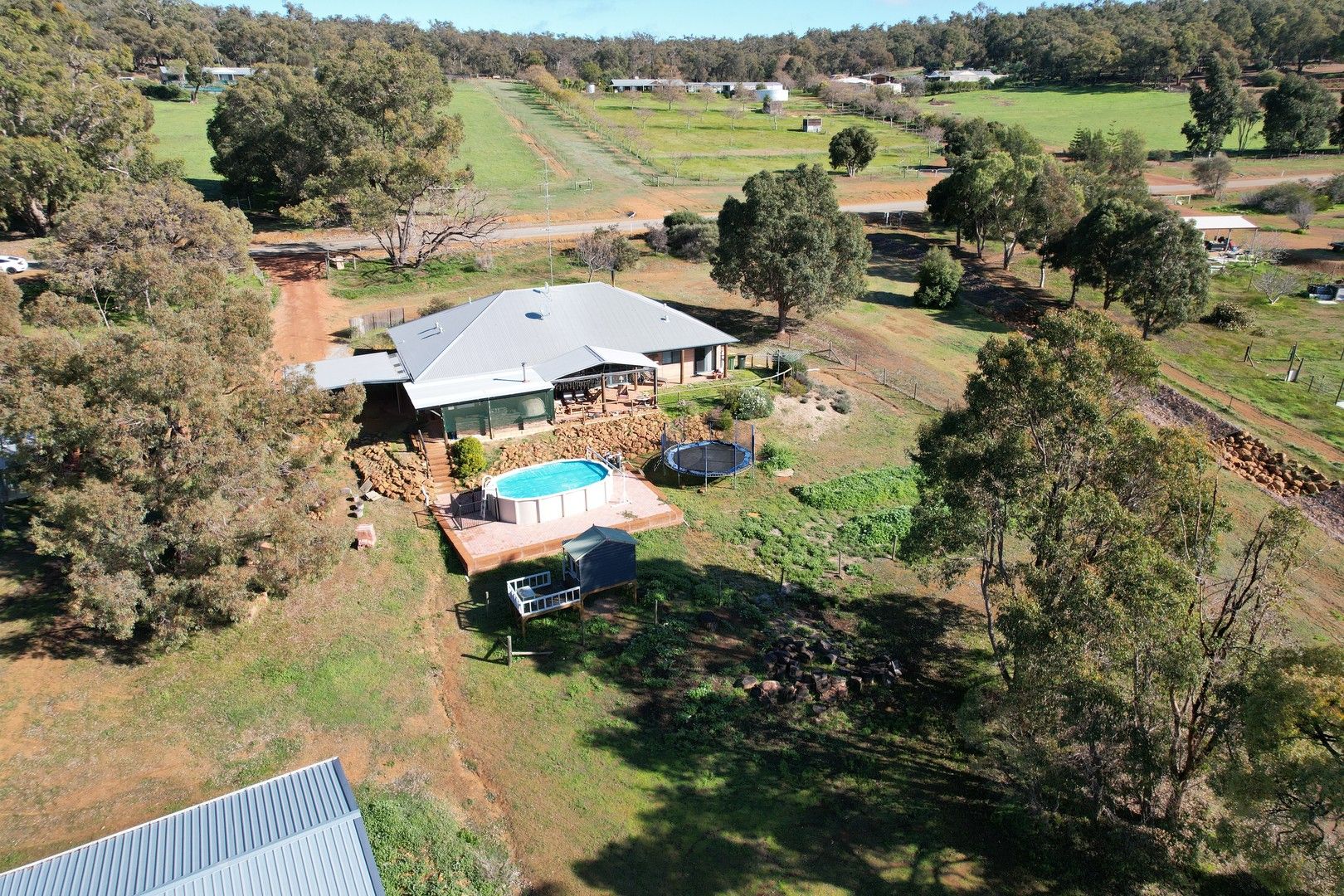 263 Almond Avenue, Bakers Hill WA 6562, Image 0