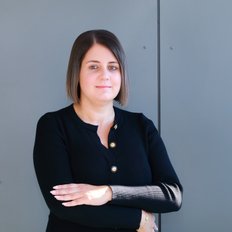 Vanessa Elias, Property manager