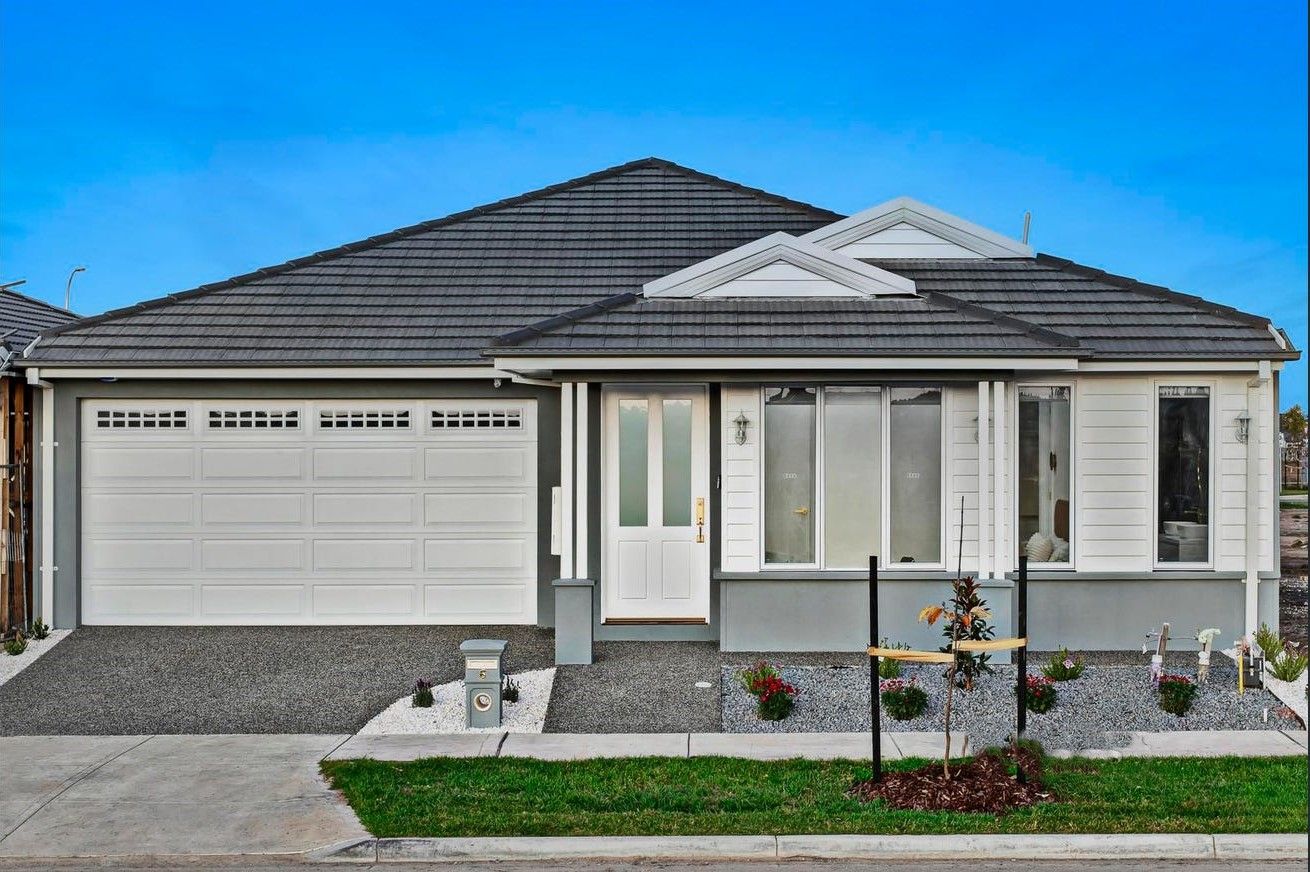 4 bedrooms House in 6 Mercer Street MICKLEHAM VIC, 3064