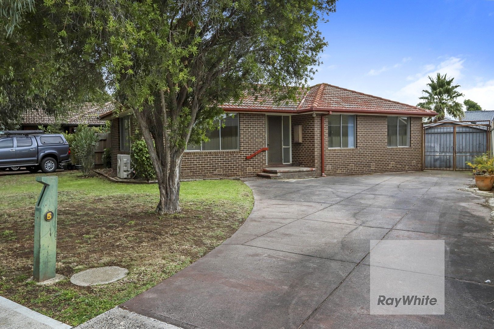 5 Wiltshire Road, Gladstone Park VIC 3043, Image 0