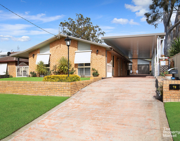 71 Campbell Parade, Mannering Park NSW 2259