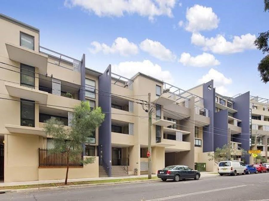 3 bedrooms Apartment / Unit / Flat in 212/92-110 Cope St WATERLOO NSW, 2017