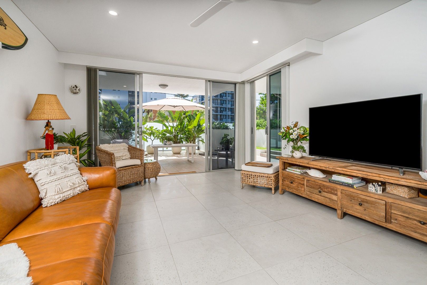 101/215 Boundary Street, Rainbow Bay QLD 4225, Image 0