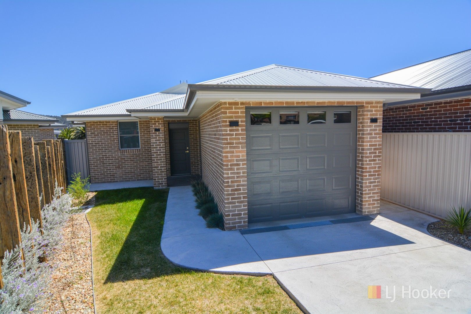 4 bedrooms House in 7B Cura Close LITHGOW NSW, 2790