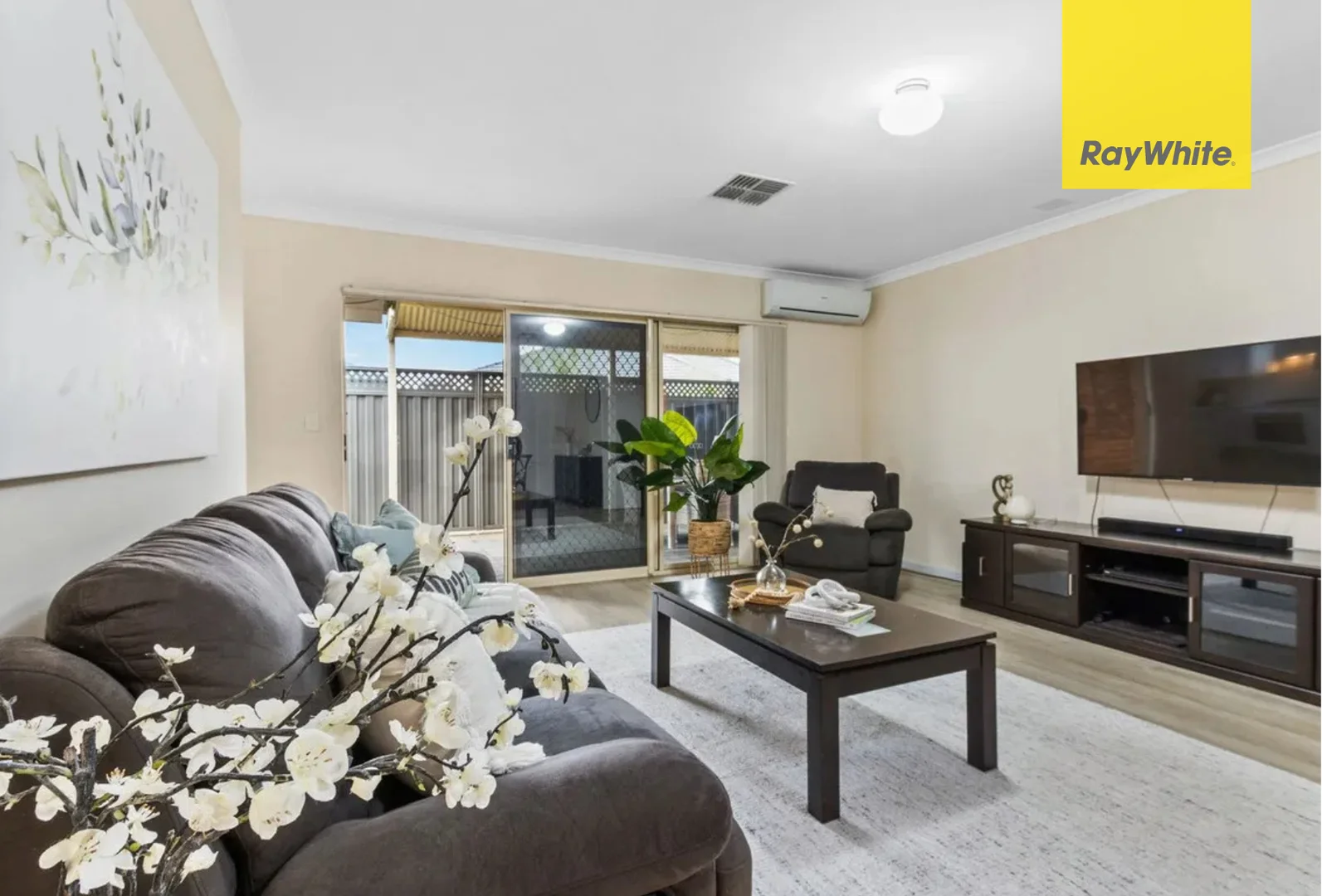 Additional image 3 of 2/22 Gentle Circle, South Guildford WA 6055