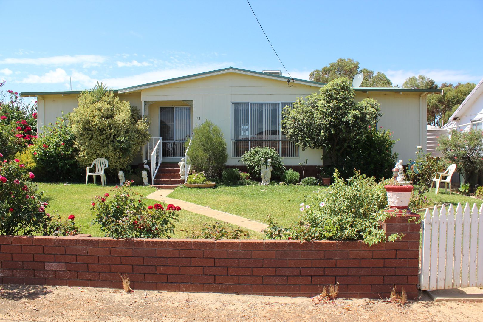 15 Hilda Street, Dowerin WA 6461