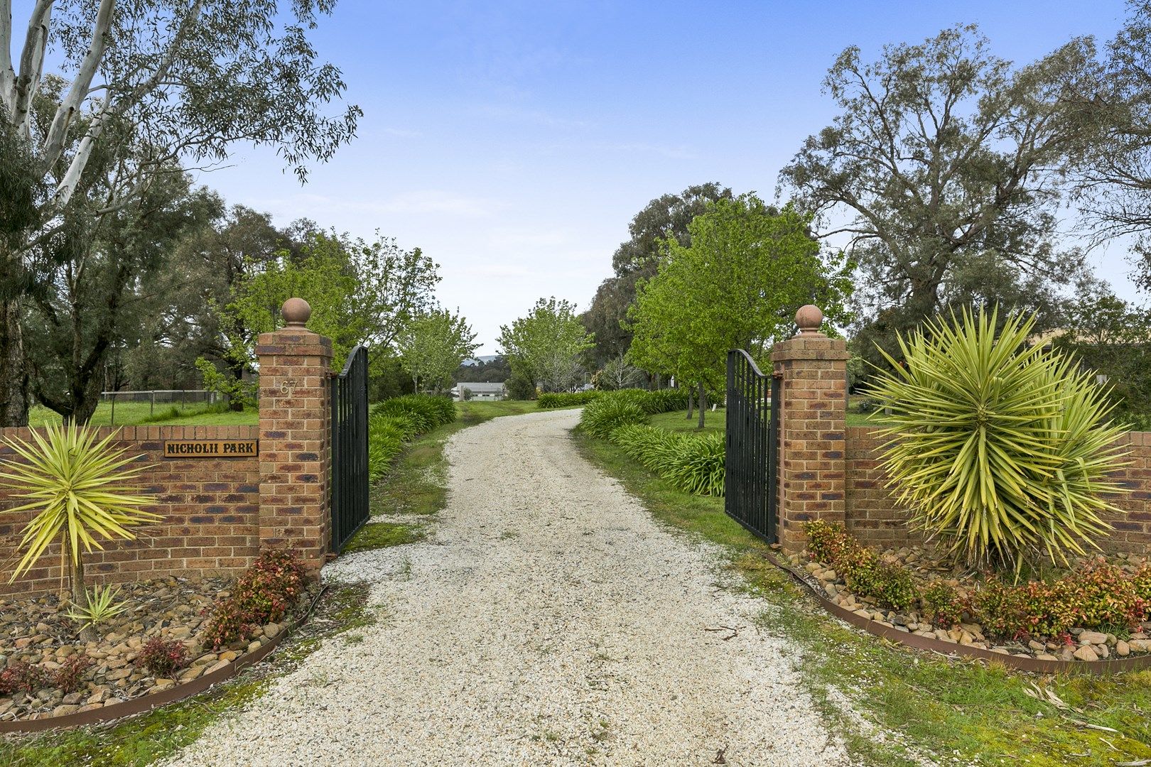 67 Lawrances Road, Yea VIC 3717, Image 2