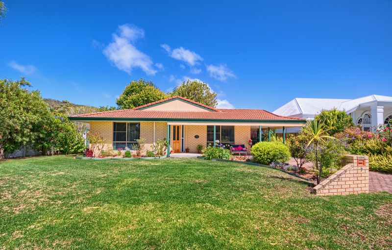 7 Lake Seppings Drive, Middleton Beac Property History & Address Research Domain