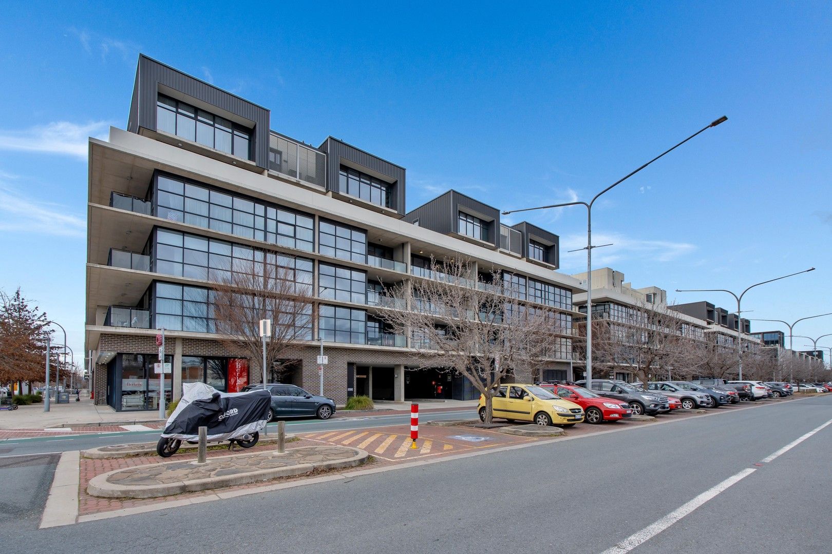2 bedrooms Apartment / Unit / Flat in 14/25 Eastlake Parade KINGSTON ACT, 2604