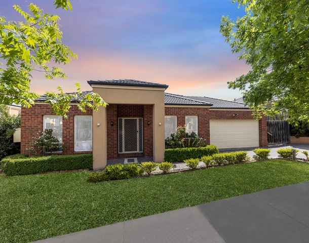 6 Strathallan Grove, Craigieburn VIC 3064