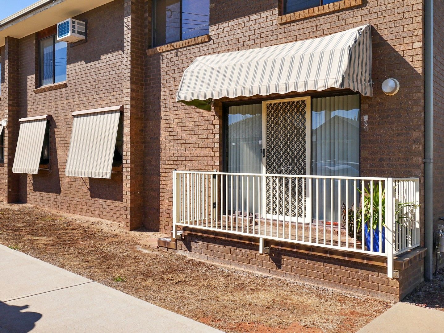 3 bedrooms Apartment / Unit / Flat in 3/12 Coolibah Street LEETON NSW, 2705