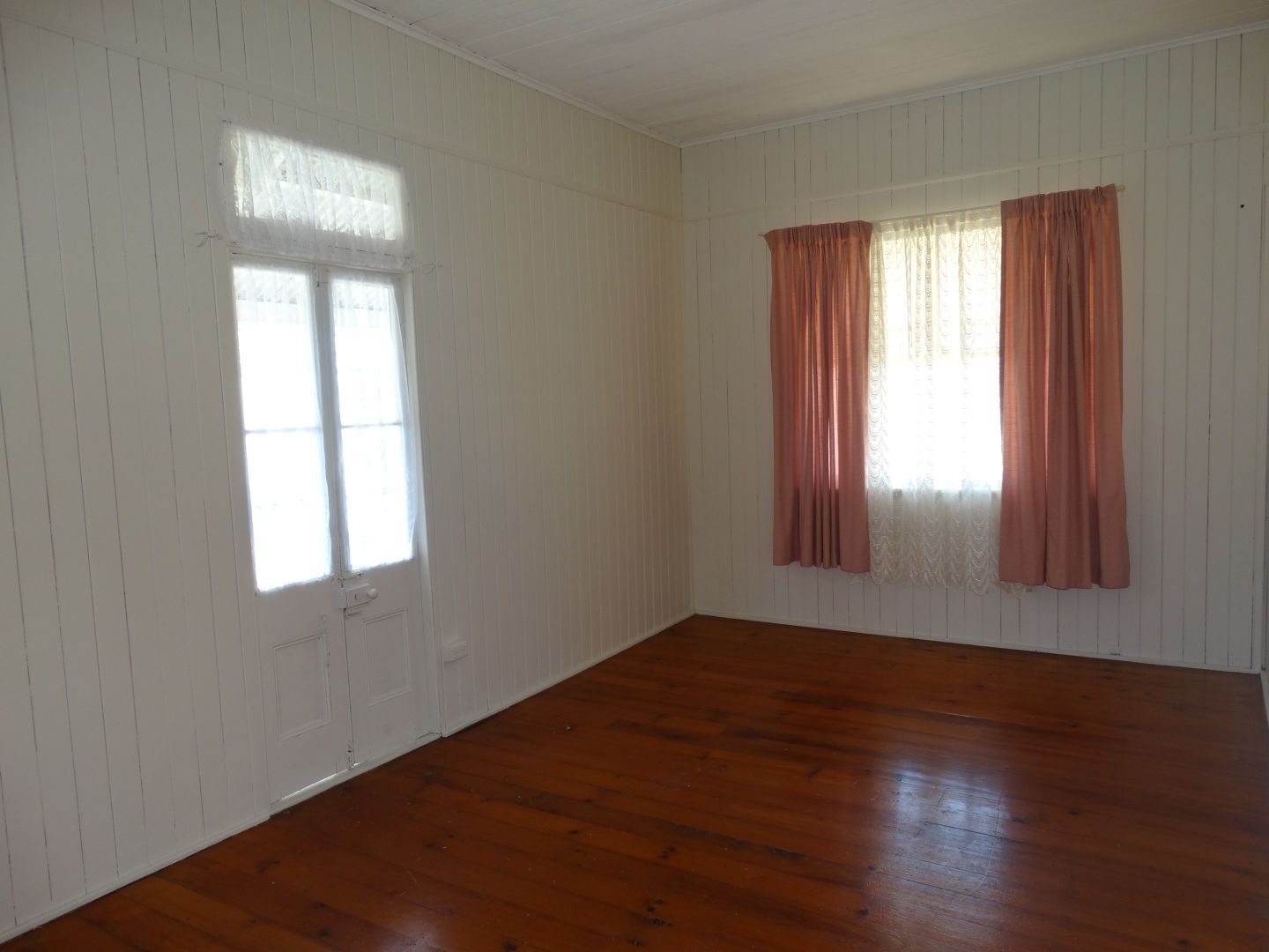 3 Armstrong Road, Cannon Hill QLD 4170, Image 2