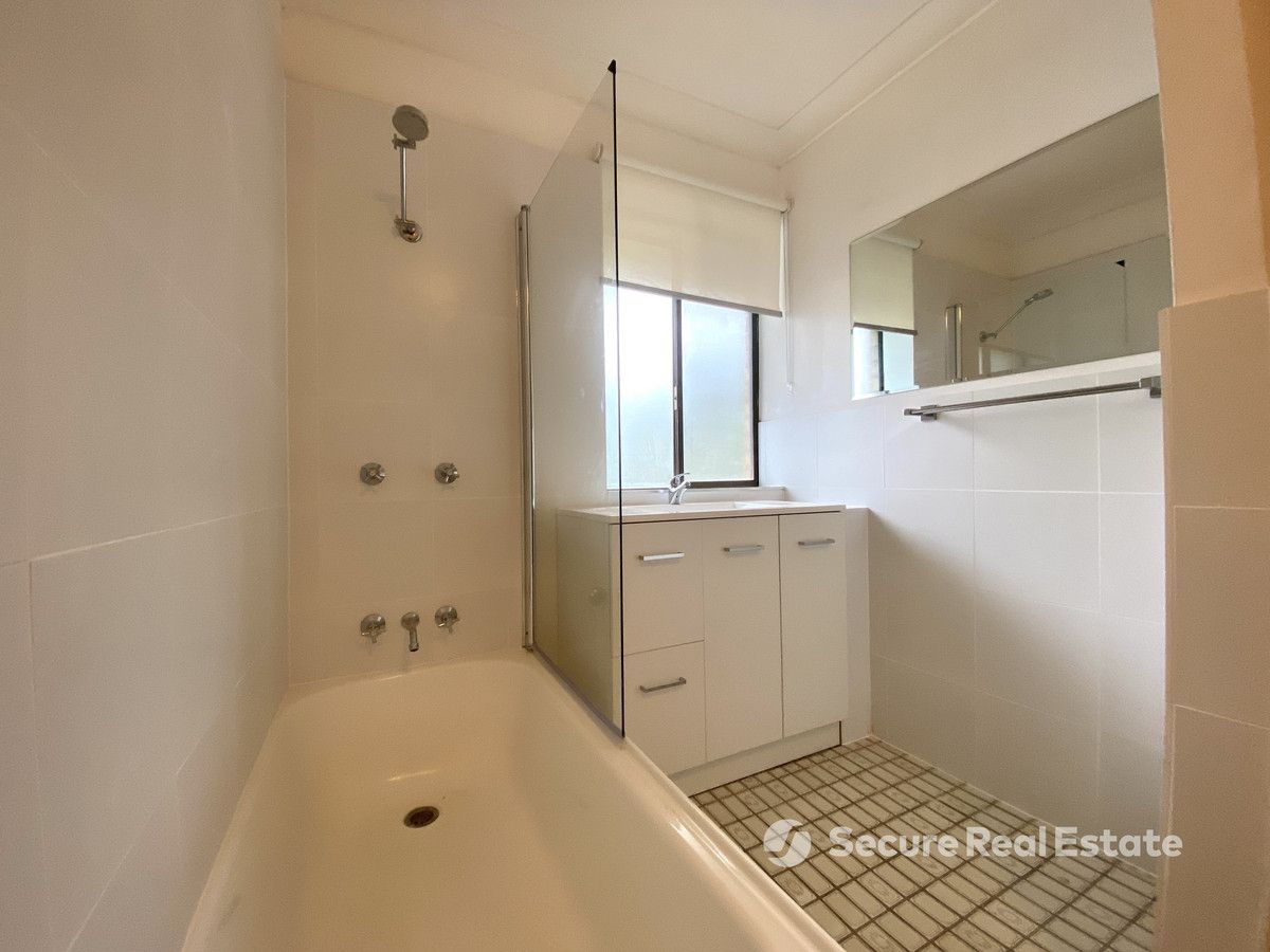 6/155 Central Avenue, Indooroopilly QLD 4068, Image 2