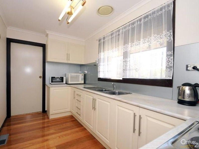 2 Scott Avenue, Clayton South VIC 3169, Image 1