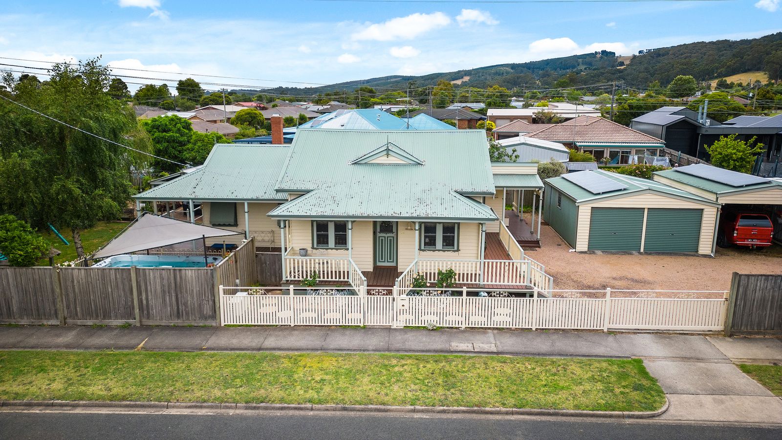 4 bedrooms House in 94 Contingent Street TRAFALGAR VIC, 3824