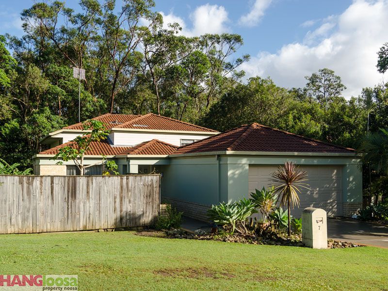 7 Rose Ash Crescent, Noosaville QLD 4566