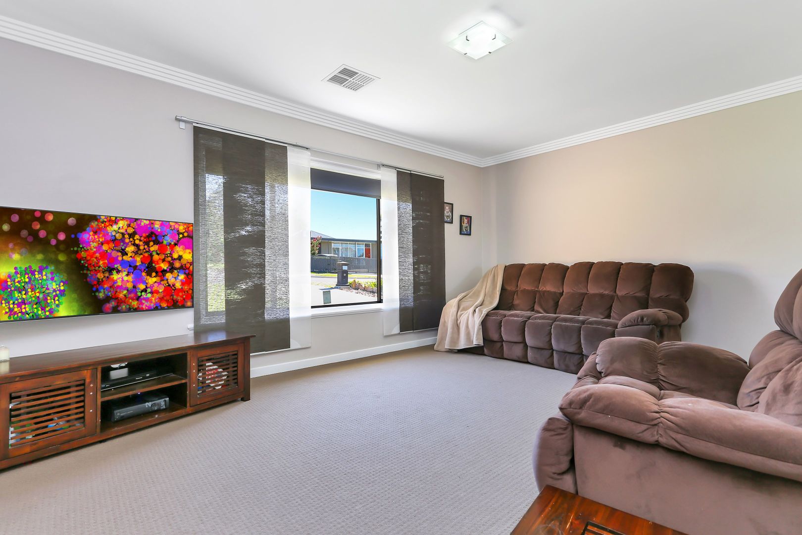 91 Eyre Crescent, Valley View SA 5093, Image 1