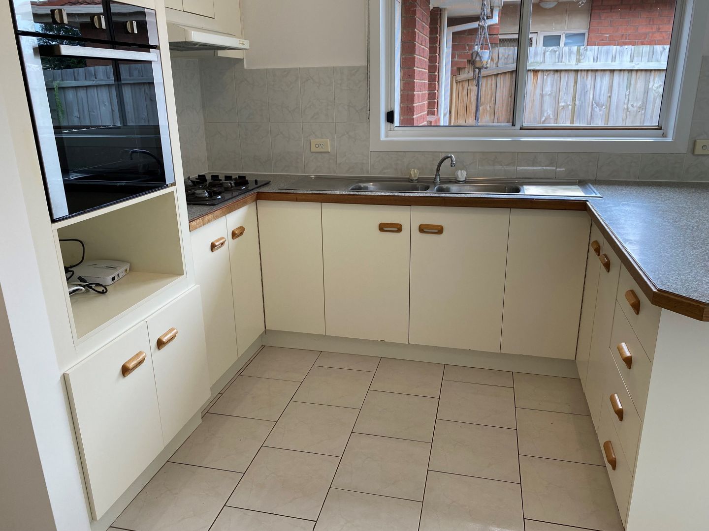2/5 Farrant Court, Altona Meadows VIC 3028 Apartment For Rent Domain