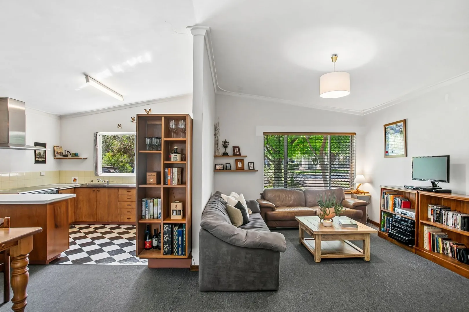 Beach Pad, Prized Street, Future Possibilities - Näkymä 3