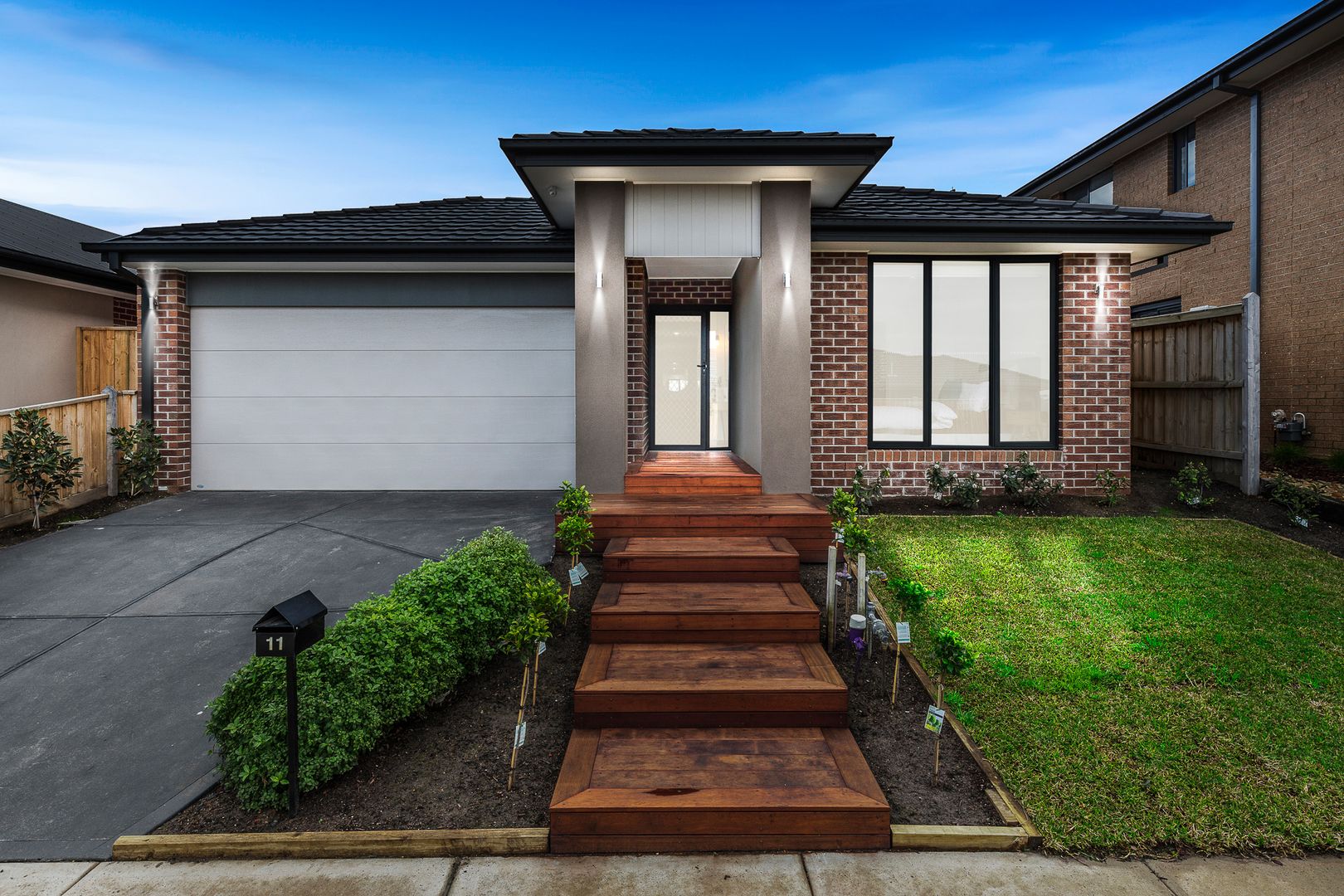 11 Eloise Circuit, Officer VIC 3809