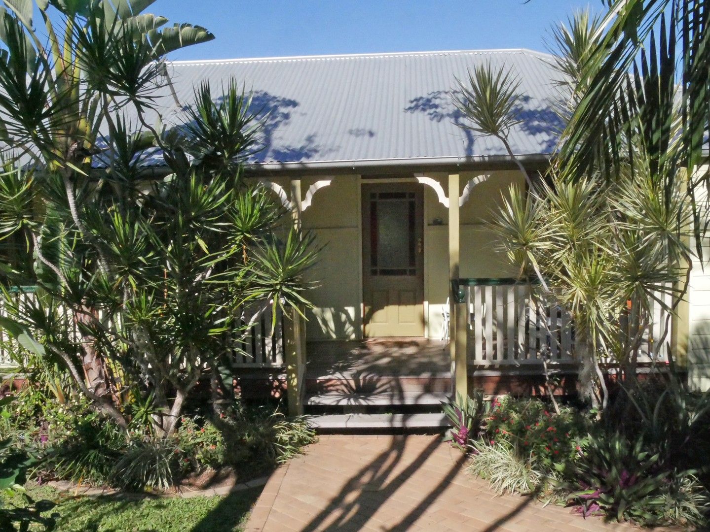 4 bedrooms House in 13 Bellevue Avenue SALISBURY QLD, 4107